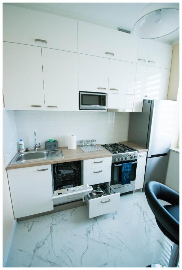 Color 24 Apartament III Stalowa Wola Exteriör bild