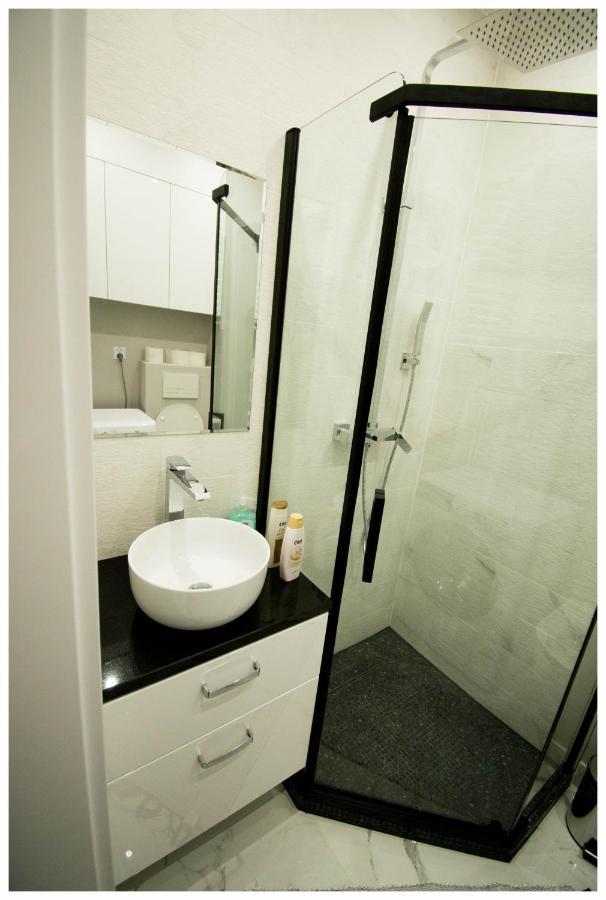 Color 24 Apartament III Stalowa Wola Exteriör bild