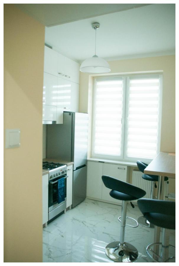Color 24 Apartament III Stalowa Wola Exteriör bild